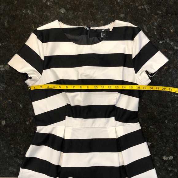 H&M Striped Dress - Picture 4 of 4